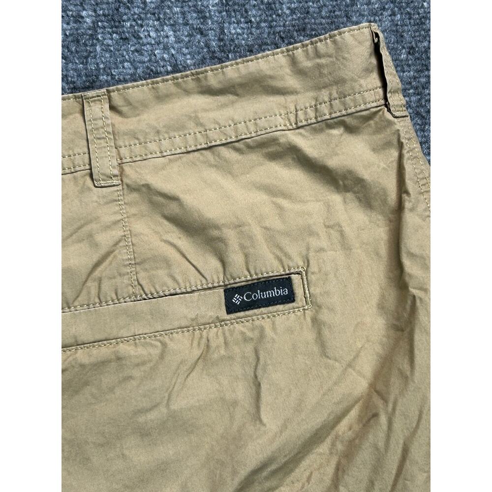 Columbia Men's Omni-Shade Khaki Hiking Outdoor Shorts Size 48W 10L - Picture 6 of 6